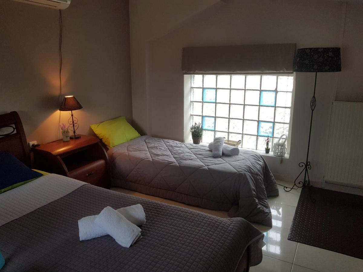 Seaside Appartement Kalamáta Buitenkant foto