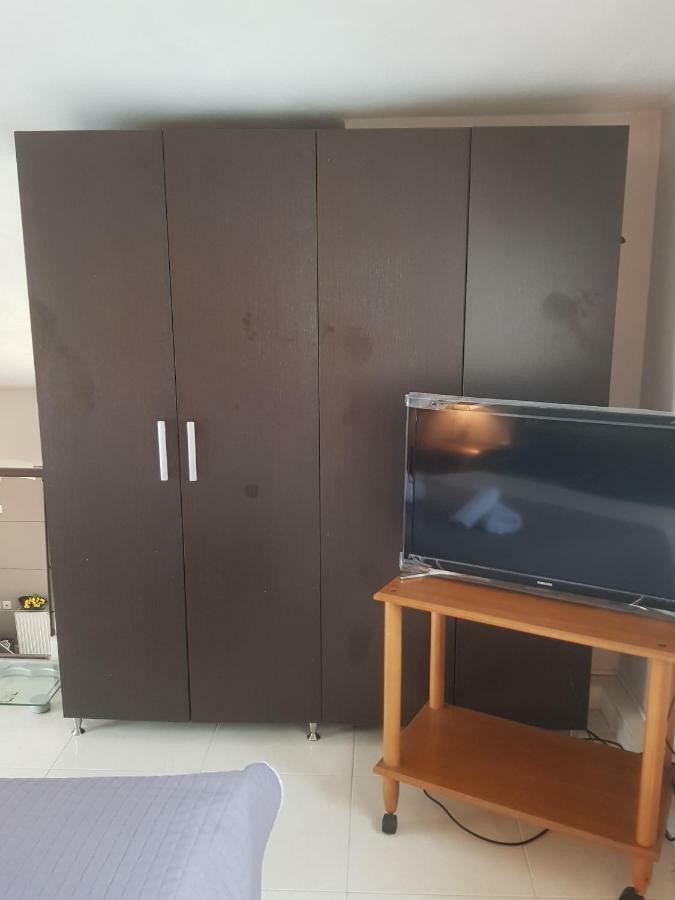 Seaside Appartement Kalamáta Buitenkant foto