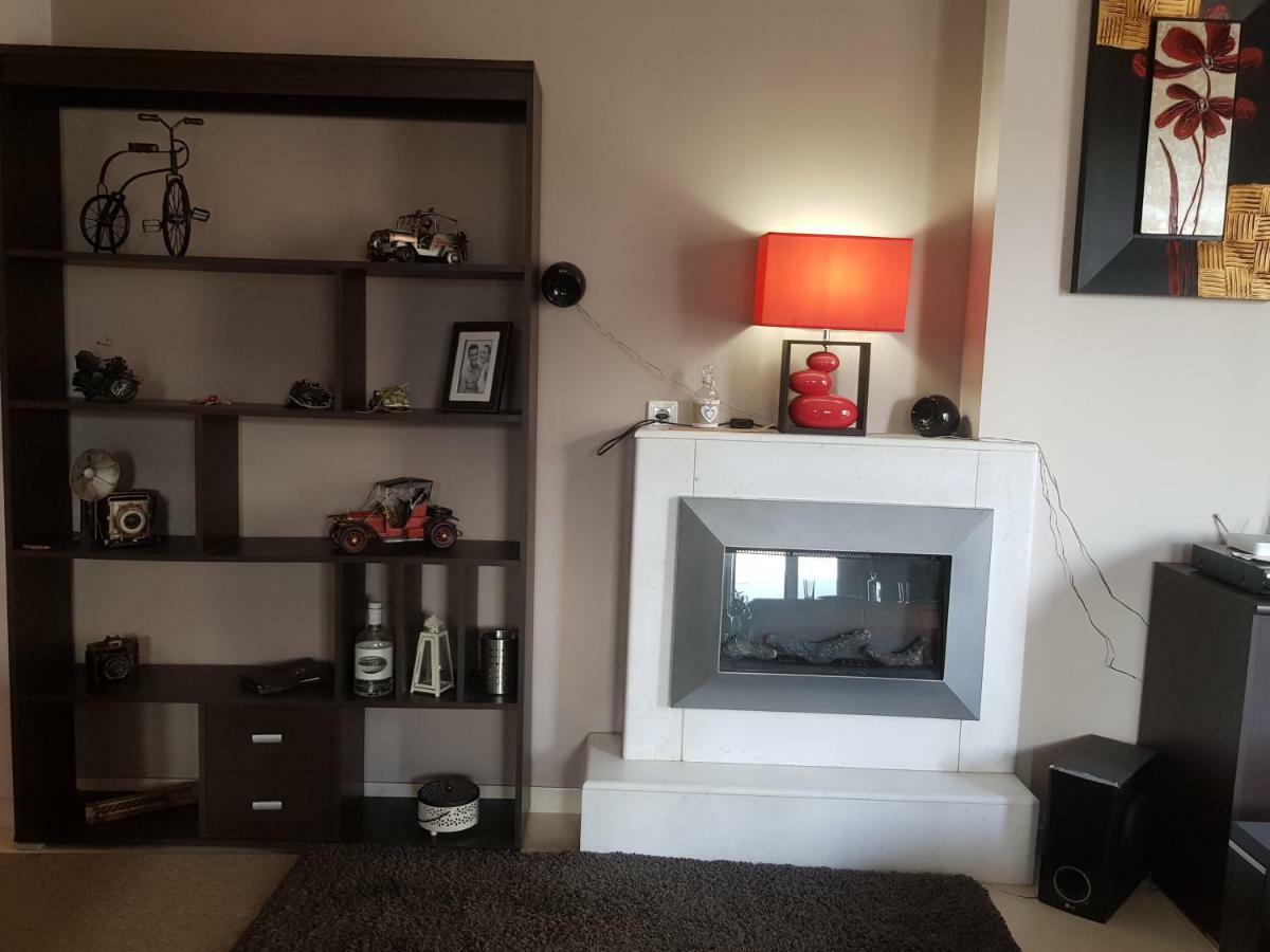Seaside Appartement Kalamáta Buitenkant foto