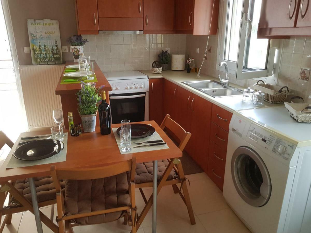Seaside Appartement Kalamáta Buitenkant foto
